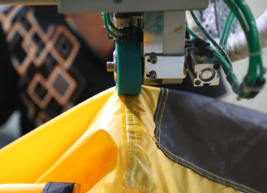 Pop Outdoor tent seam taping